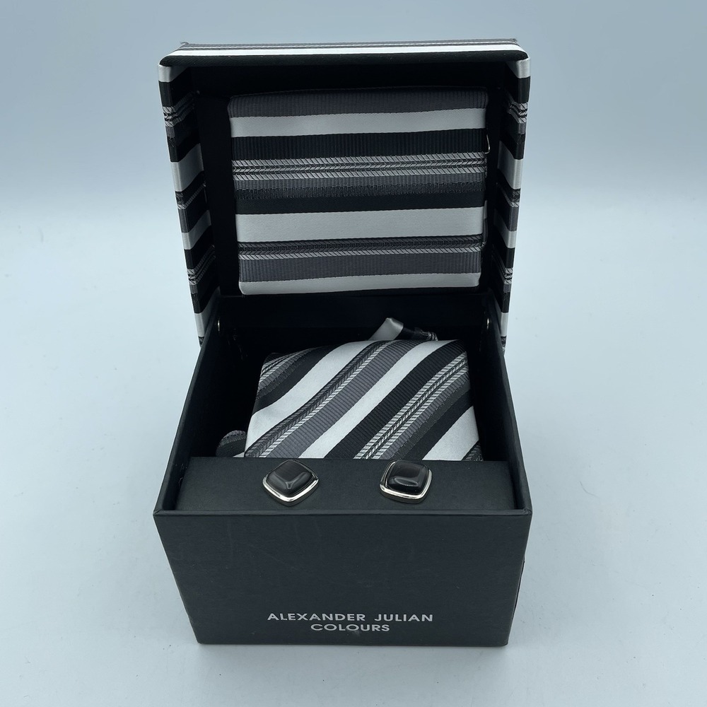 New Alexander Julian Colours - Hanky, Tie & Cufflink Set